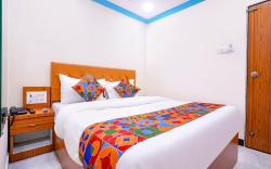 FabExpress Raj Palace – 1 km to Sakinaka Metro
