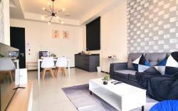 SoftGrey 2 Rooms Apartment, 4+2 Pax @ Urban Suites