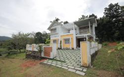 Lake N Hill Home stay