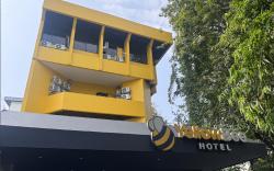 Yellow Bee Tanah Abang