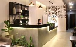 MIDMOST Boutique Hostel
