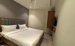 Hotel Sai Samrudhi Western Express Highway