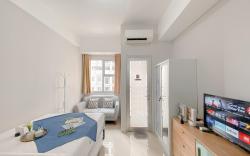 Great Deal Studio Apt Transpark Juanda By Travelio