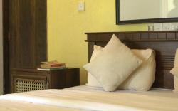 Society Surf Camp Ahangama