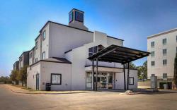 Motel 6 Cedar Park, TX