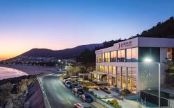 Qingdao Wushe Yujianshanju Tangchi Seaview Hotel