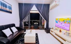 Luxury SeaView 3RB Condo @ 2-9pax Royal Strand JB
