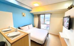 Centrio Tower Cozy Wi-Fi Netflix
