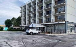 Motel6 Norfolk, VA – East Little Creek
