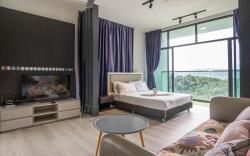 A spacious studio at Liberty Ampang 5km to KL city
