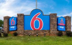 Motel 6 Lagrange, GA