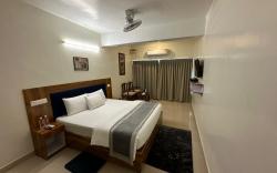 HOTEL DADO`S INN
