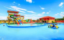 Trang Oasis Waterpark Hotel