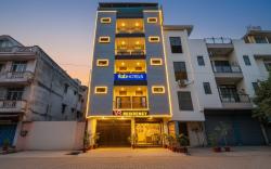 FabHotel VR Residency – Nr Yashobhoomi Convention Centre