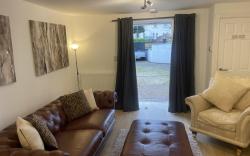 Beach House Courtyard 2 bed