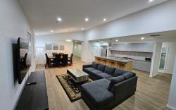 4-Room Retreat - Family Friendly Edith