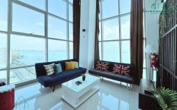 Exquisite Sea View Duplex