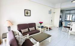 Costa Mahkota [3 min to Mahkota, 4pax, 1car park]
