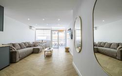 Cozy renovated apartment - Martinez