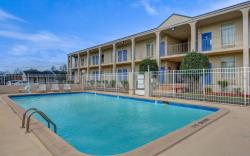 Motel 6 Americus, GA