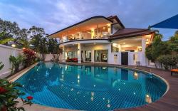 Huge 21M Pool 5-BR 1Km 2 Kamala Beach V175