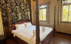 Luangprabang RIver Lodge