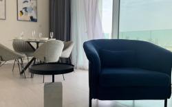 ASHRI Luxe Apt near Metro | Dubai Frame