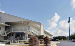 Motel 6 Middleburg Heights, OH - Cleveland