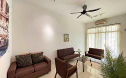 Jovial Single Storey Cozy Haus 9Pax @ Lunas