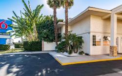 Motel 6 Anaheim, CA