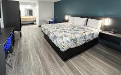 Studio 6  Bakersfield, CA - South