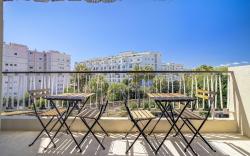 Sublime 2 bedroom apartment with Parking - Terrace
