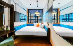 New Road Hotel