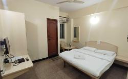 Hotel O Sri Vijaya Palace Lodging