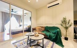 Quill Residence by DeUrban QR23A15