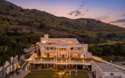 Victoria Mansion - A Signature Collection by HST Hotels