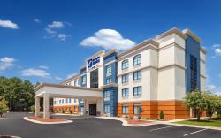 Holiday Inn Express Fayetteville-Fort Bragg