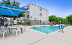Motel 6 Benbrook, TX - Fort Worth
