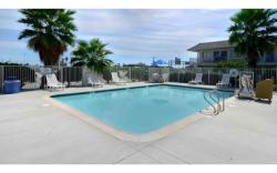 Motel 6 Galveston, TX - Beach/Seawall