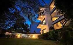 The Glass House 3
