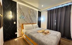 Upscale & Downtowner Haven III