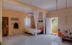 Moonlight Manor- Luxury Escape