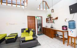 Batu Lawang Sikunir By Travelink