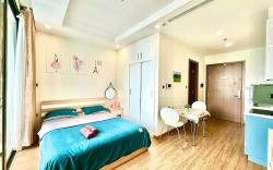 Modern Amenities, 2 Minutes To The Walking Lake