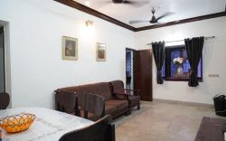 AHK3 -Lovely 2 BHK in P.T Rajan Salai + Car Park