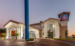 Motel 6 Euless, TX - DFW West