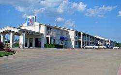 Motel 6 Lancaster, TX - DeSoto - Lancaster