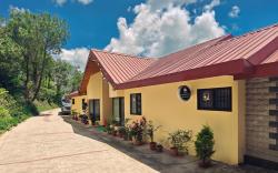 3 Br Harrington Villa | Kitchen| Living room |AC