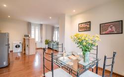 BR-1BA Two-bedroom Apartment - 302