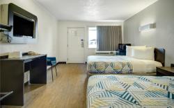 Motel 6 Lima, OH